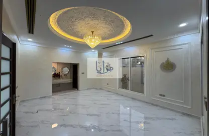 فيلا - 5 غرف نوم - 7 حمامات للبيع في الزاهية جاردنز - الزاهية - عجمان