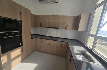 Apartment - 2 Bedrooms - 2 Bathrooms for rent in Madinat Al Riyad - Abu Dhabi