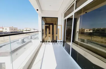 Villa - 5 Bedrooms - 7 Bathrooms for rent in Al Hooshi Villas - Hoshi - Al Badie - Sharjah