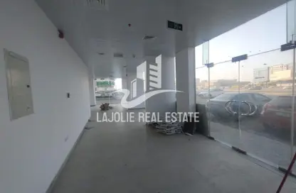 متجر - استوديو - 2 حمامات للايجار في معسكر آل نهيان - أبوظبي