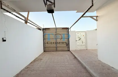 فيلا - 3 غرف نوم - 4 حمامات للايجار في العامريه - الجيمي - العين