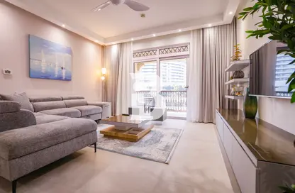 شقة - 2 غرف نوم - 3 حمامات للايجار في ينسون 3 - ينسون - المدينة القديمة - دبي وسط المدينة - دبي شقة - 2 غرف نوم - 3 حمامات للايجار في ينسون 3 - ينسون - المدينة القديمة - دبي وسط المدينة - دبي