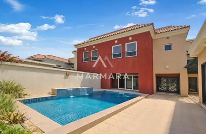 Villa - 4 Bedrooms - 5 Bathrooms for rent in Umm Suqeim 1 Villas - Umm Suqeim 1 - Umm Suqeim - Dubai