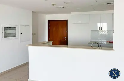 Apartment - 3 Bedrooms - 3 Bathrooms for rent in Zahra Breeze Apartments 3A - Zahra Breeze Apartments - Town Square - Dubai