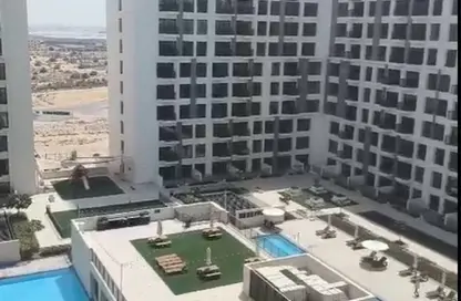 شقة - غرفة نوم - 1 حمام للايجار في شقق يونا - تاون سكوير - دبي