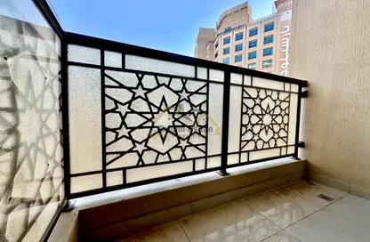Apartment - 1 Bedroom - 2 Bathrooms for rent in Dome Tower - Al Jaddaf - Dubai