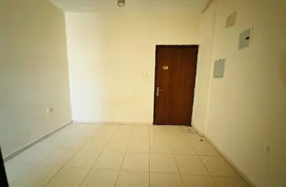 Apartment - Studio - 1 Bathroom for rent in Fire Station Road - Muwaileh - Sharjah