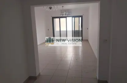 Apartment - 2 Bedrooms - 3 Bathrooms for rent in Al Mamzar Tower - Al Mamzar - Sharjah - Sharjah