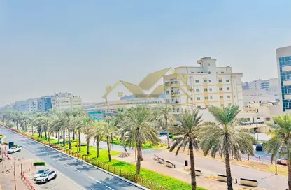 Apartment - 2 Bedrooms - 2 Bathrooms for rent in Al Muteena - Deira - Dubai