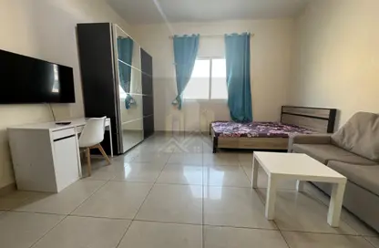 Apartment - Studio - 1 Bathroom for rent in Khalifa City A Villas - Khalifa City A - Khalifa City - Abu Dhabi