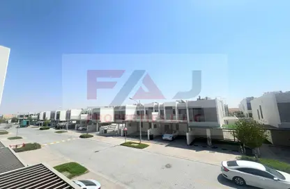 Townhouse - 3 Bedrooms - 5 Bathrooms for sale in Violet - Damac Hills 2 - Dubai