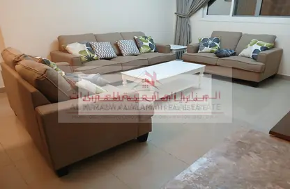 شقة - 2 غرف نوم - 2 حمامات للايجار في التعاون 1 - أبراج التعاون - الخان - الشارقة