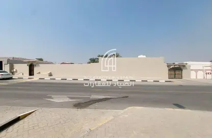 Villa - 4 Bedrooms - 3 Bathrooms for rent in Al Rifa'ah - Al Heerah - Sharjah