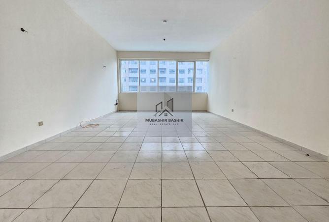 16051067 - صورة العقار 3