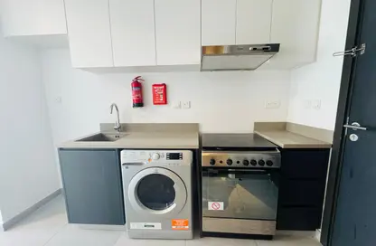 Apartment - Studio - 1 Bathroom for rent in The Link - East Village - Aljada - Sharjah