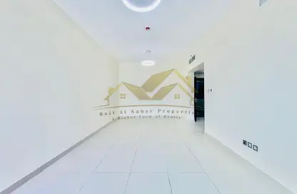 Apartment - 1 Bedroom - 2 Bathrooms for rent in Jumeirah Garden City - Al Satwa - Dubai