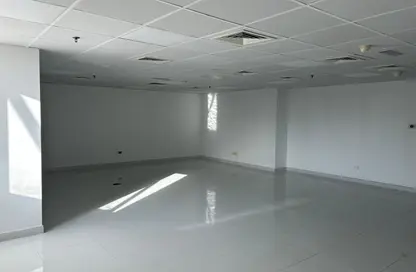 Office Space - Studio - 1 Bathroom for rent in Fortune Executive - JLT Cluster T - Jumeirah Lake Towers - Dubai