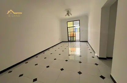 شقة - 2 غرف نوم - 2 حمامات للايجار في فلل الروضة 2 - 2  الروضة - الروضة - عجمان