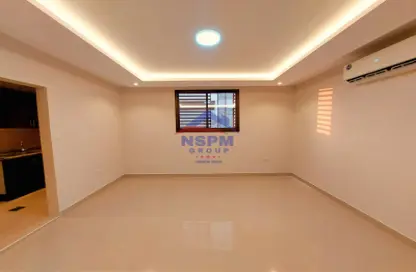 Apartment - Studio - 1 Bathroom for rent in Al Mushrif - Abu Dhabi