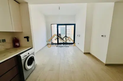 Apartment - 2 Bedrooms - 2 Bathrooms for rent in Azizi Riviera 43 - AZIZI Riviera - Meydan One - Meydan - Dubai