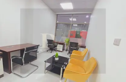 Office Space - Studio - 1 Bathroom for rent in Red Avenue - Al Garhoud - Dubai