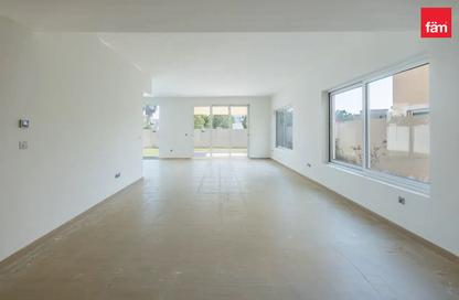 Villa - 4 Bedrooms - 5 Bathrooms for rent in Legacy Nova Villas - Jumeirah Park - Dubai