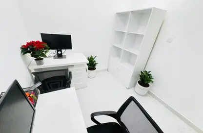 Office Space - Studio - 1 Bathroom for rent in Reem Residency - Al Karama - Dubai