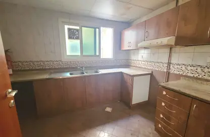Apartment - 1 Bedroom - 2 Bathrooms for rent in Al Hoor Building - Muwaileh Commercial - Sharjah
