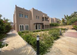 Villa - 4 bedrooms - 5 bathrooms for rent in Hattan 1 - Hattan - The Lakes - Dubai