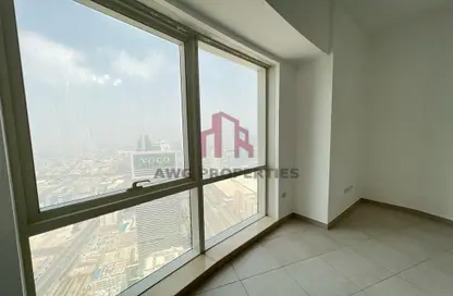Empty Room image for: Apartment - 1 Bedroom - 2 Bathrooms for rent in Blue Tower - Sheikh Zayed Road - Dubai, Image 1
