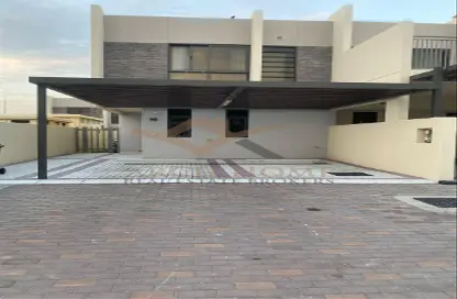 Townhouse - 3 Bedrooms - 5 Bathrooms for rent in Aurum Villas - Odora - Damac Hills 2 - Dubai