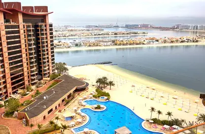 Apartment - 1 Bedroom - 2 Bathrooms for rent in Amber - Tiara Residences - Palm Jumeirah - Dubai