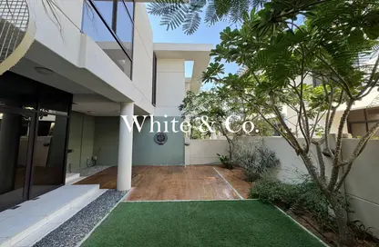 Townhouse - 3 Bedrooms - 5 Bathrooms for sale in Rochester - The Park Villas - DAMAC Hills - Dubai