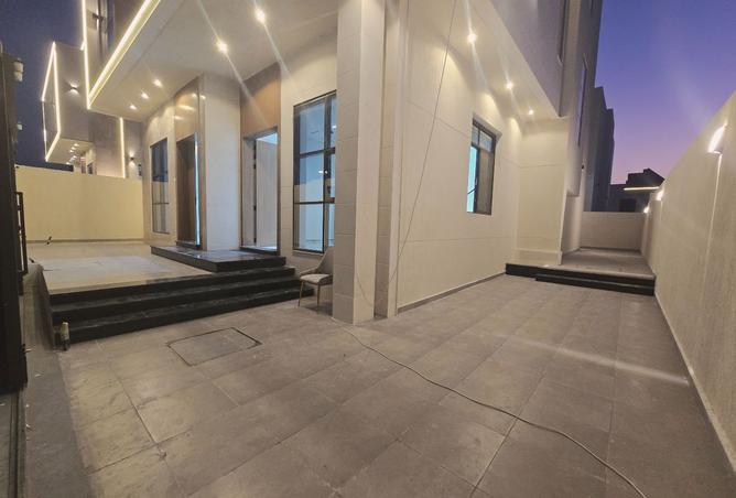 15749938 - صورة العقار 3