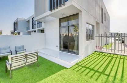 تاون هاوس - 3 غرف نوم - 5 حمامات للبيع في جنوسيا - داماك هيلز 2 - دبي