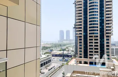 Apartment - 1 Bedroom - 2 Bathrooms for sale in Sulafa Tower - Dubai Marina - Dubai