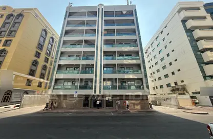 عمارة بالكامل - 8 غرف نوم - 8 حمامات للبيع في منخول - بر دبي - دبي