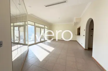 شقة - 2 غرف نوم - 3 حمامات للايجار في السلطانة - مساكن شور لاين - نخلة جميرا - دبي