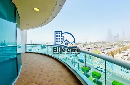 شقة - 4 غرف نوم - 5 حمامات للايجار في برج بالغيلم - شارع الكورنيش - أبوظبي