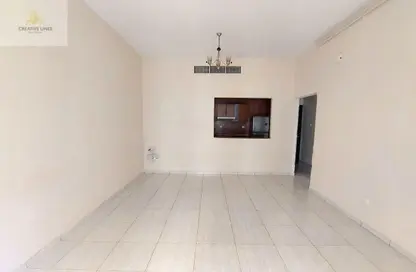 Apartment - 1 Bedroom - 1 Bathroom for rent in Canary Building - Al Nahda 1 - Al Nahda - Dubai