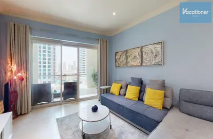Living Room image for: Apartment - 1 Bedroom - 1 Bathroom for rent in Marina Heights - Dubai Marina - Dubai, Image 1