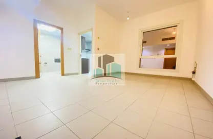 Apartment - 1 Bedroom - 1 Bathroom for rent in Lafzaeyya Tower - Khalifa Street - Abu Dhabi