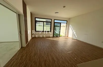 Townhouse - 4 Bedrooms - 4 Bathrooms for rent in Noor Townhouses - Town Square - Dubai