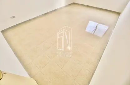 Apartment - 1 Bedroom - 1 Bathroom for rent in Airport Road - Abu Dhabi