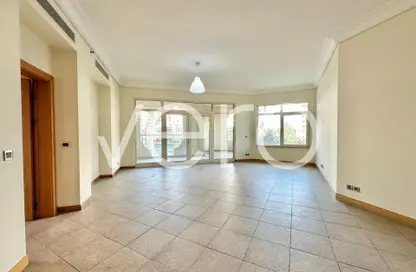 Apartment - 3 Bedrooms - 4 Bathrooms for rent in Al Hamri - Shoreline Apartments - Palm Jumeirah - Dubai