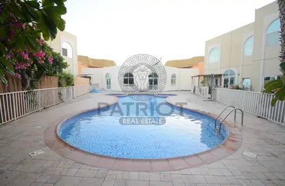 Pool image for: Villa - 3 Bedrooms - 4 Bathrooms for rent in Al Safa 2 - Al Safa - Dubai, Image 1