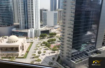 Apartment - 1 Bedroom - 2 Bathrooms for rent in Al Shafar Tower - Business Bay - Dubai