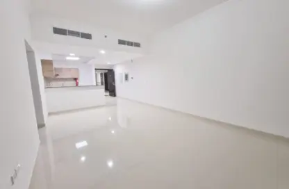 شقة - غرفة نوم - 2 حمامات للبيع في طراز عربي - مساكن القناه المائية - مدينة دبي الرياضية - دبي
