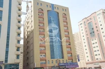 Office Space - Studio - 1 Bathroom for rent in Al Khan - Sharjah