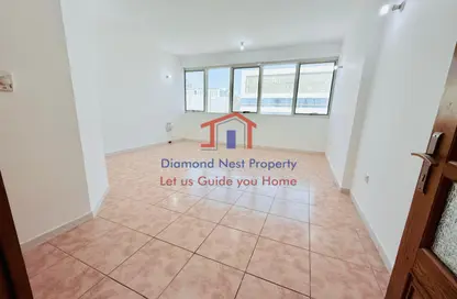 Apartment - 2 Bedrooms - 2 Bathrooms for rent in Mina Road - Tourist Club Area - Abu Dhabi